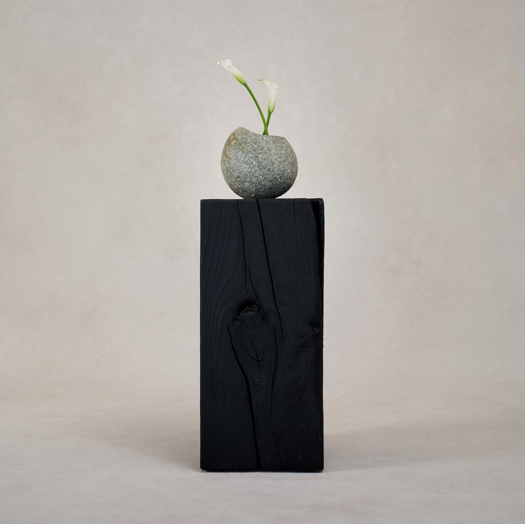 Vase en pierre de rivière